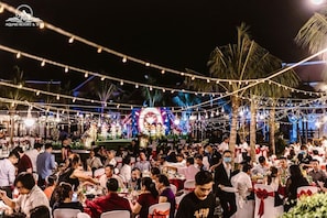 Espace banquet en plein air