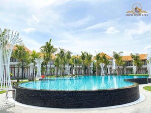 室外游泳池