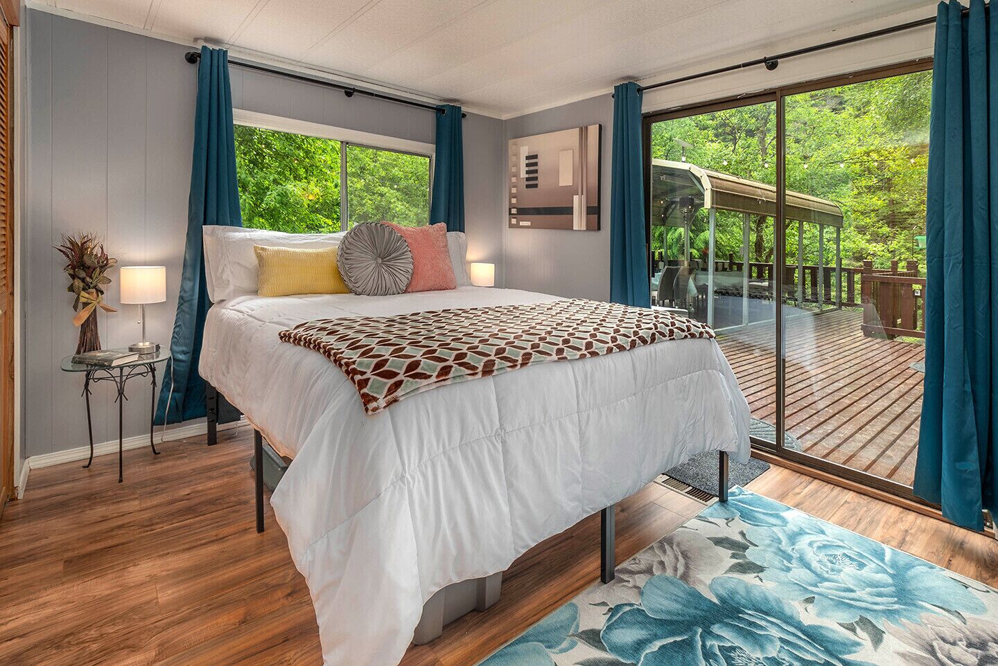 3 Schlafzimmer, Schreibtisch, Bügeleisen/Bügelbrett, kostenloses WLAN