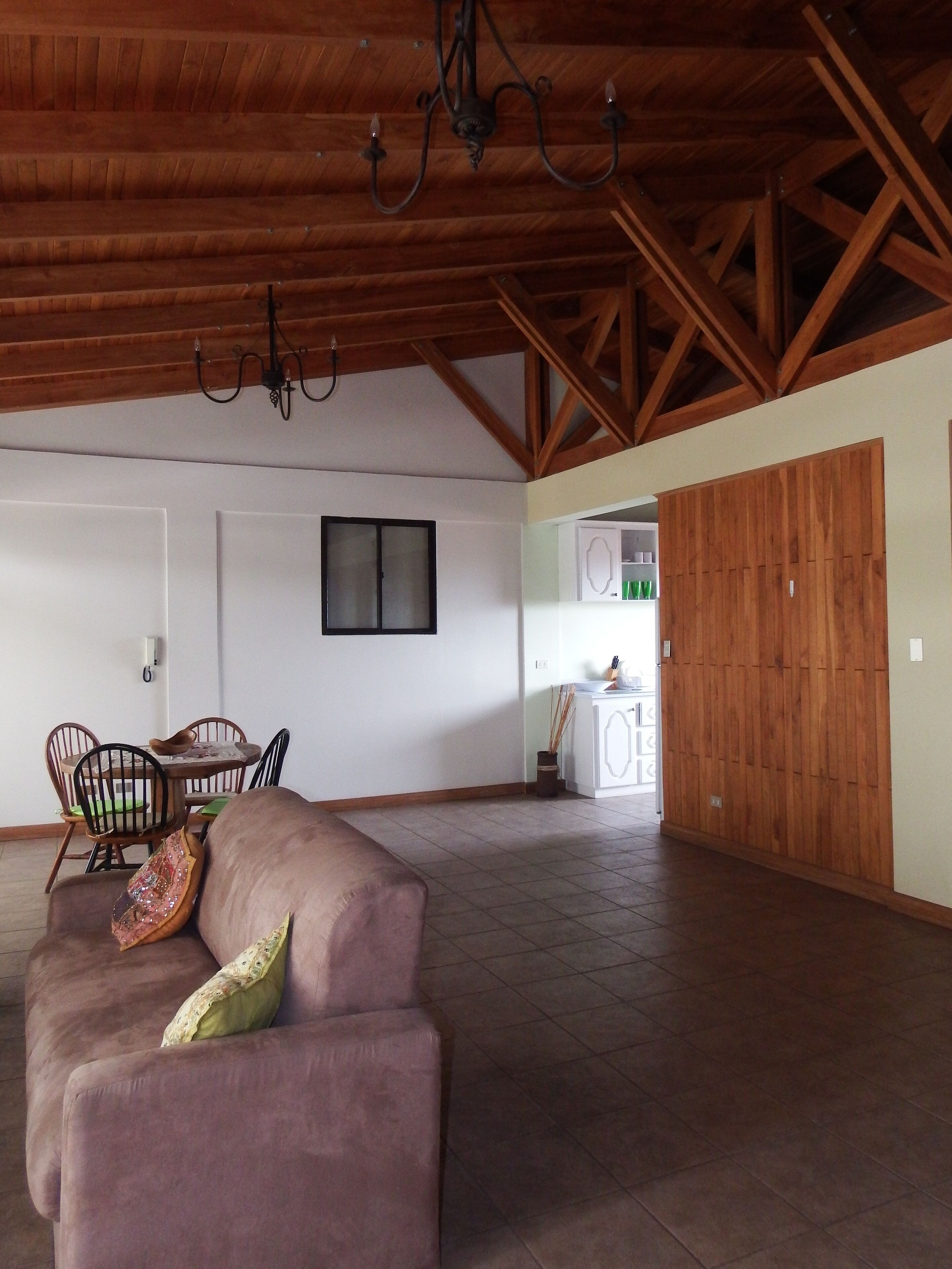 Fine-Wood Apartment in a Treat Location