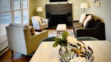 TV connectée, table de tennis de table