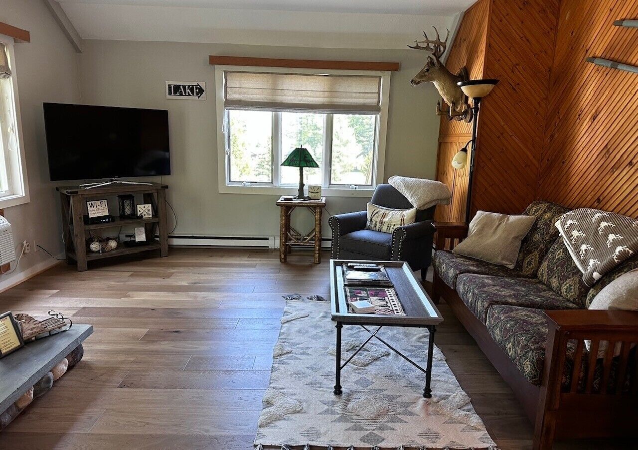  Cozy and relaxing “Chillax” condo overlooking Whiteface Club Resort. 