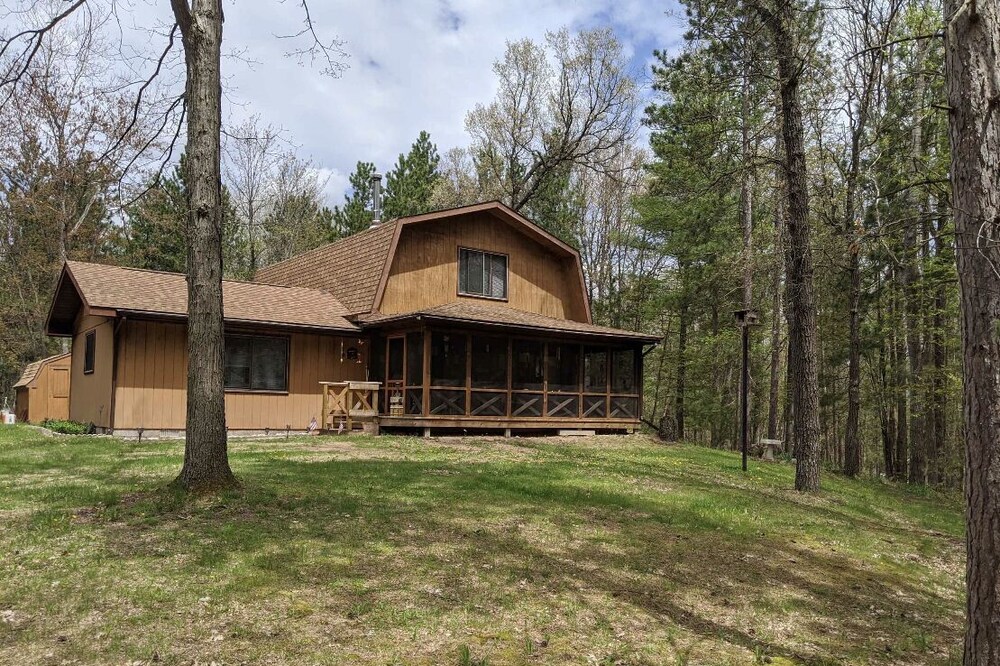 Secluded Retreat near the Au Sable River