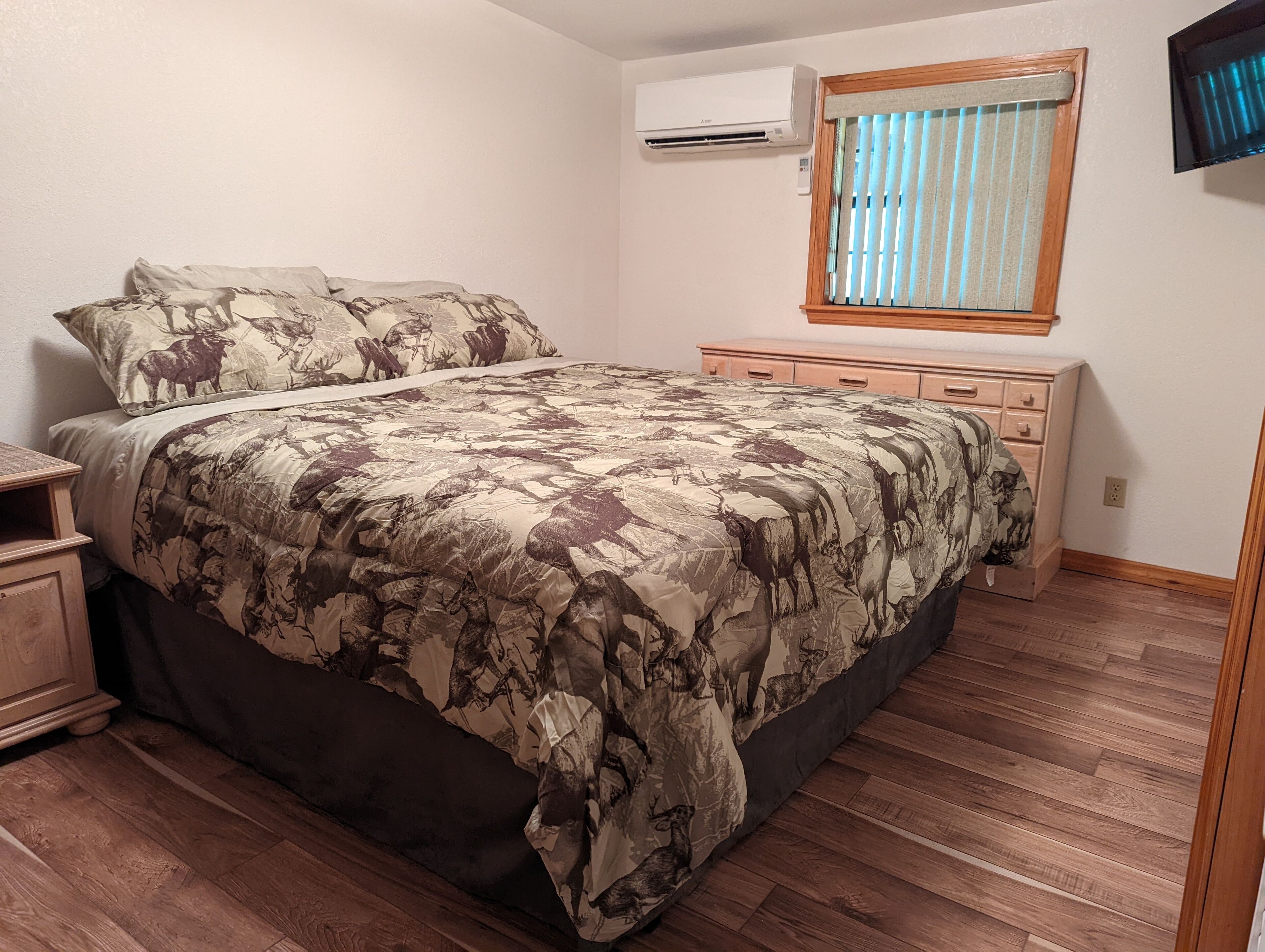 2 bedrooms, desk, free WiFi, bed sheets