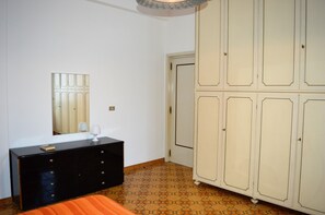 3 間睡房、床單