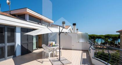 Holiday Rendez Vous 49 - Fourth floor apartment with sea and pool view