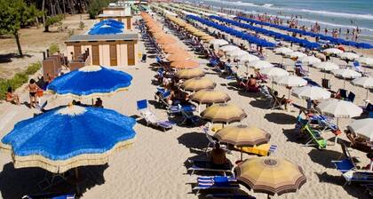 Holiday Rendez Vous 16 - First floor apartment with balcony and pool view