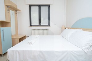 1 bedroom, WiFi, bed sheets - Holiday Rendez Vous - Ground floor apartment with garden (Foggetta)