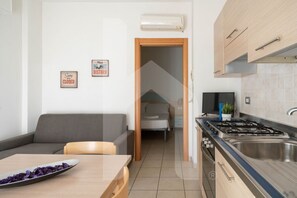 Interior - Holiday Rendez Vous - Ground floor apartment with garden (Foggetta)