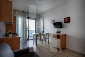 Interior - Holiday Rendez Vous 24 -First floor apartment with side sea view (Pineto)