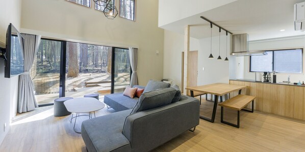 Rakuten STAY VILLA FujiKawaguchiko Forest/ Up to 10 people, No pets allowed, Non Smoking