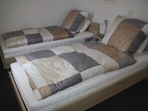 Uklassifisert bilde, 2 av 21, knapp