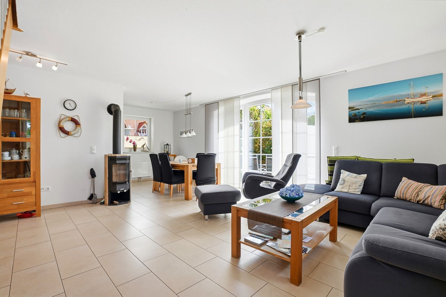 TV, fireplace, DVD player, stereo