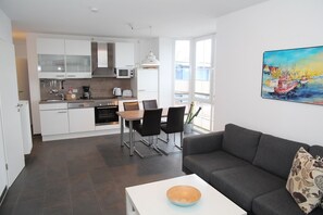 Uklassifisert bilde, 2 av 13, knapp