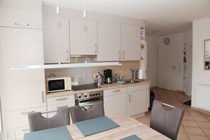 Uklassifisert bilde, 2 av 18, knapp