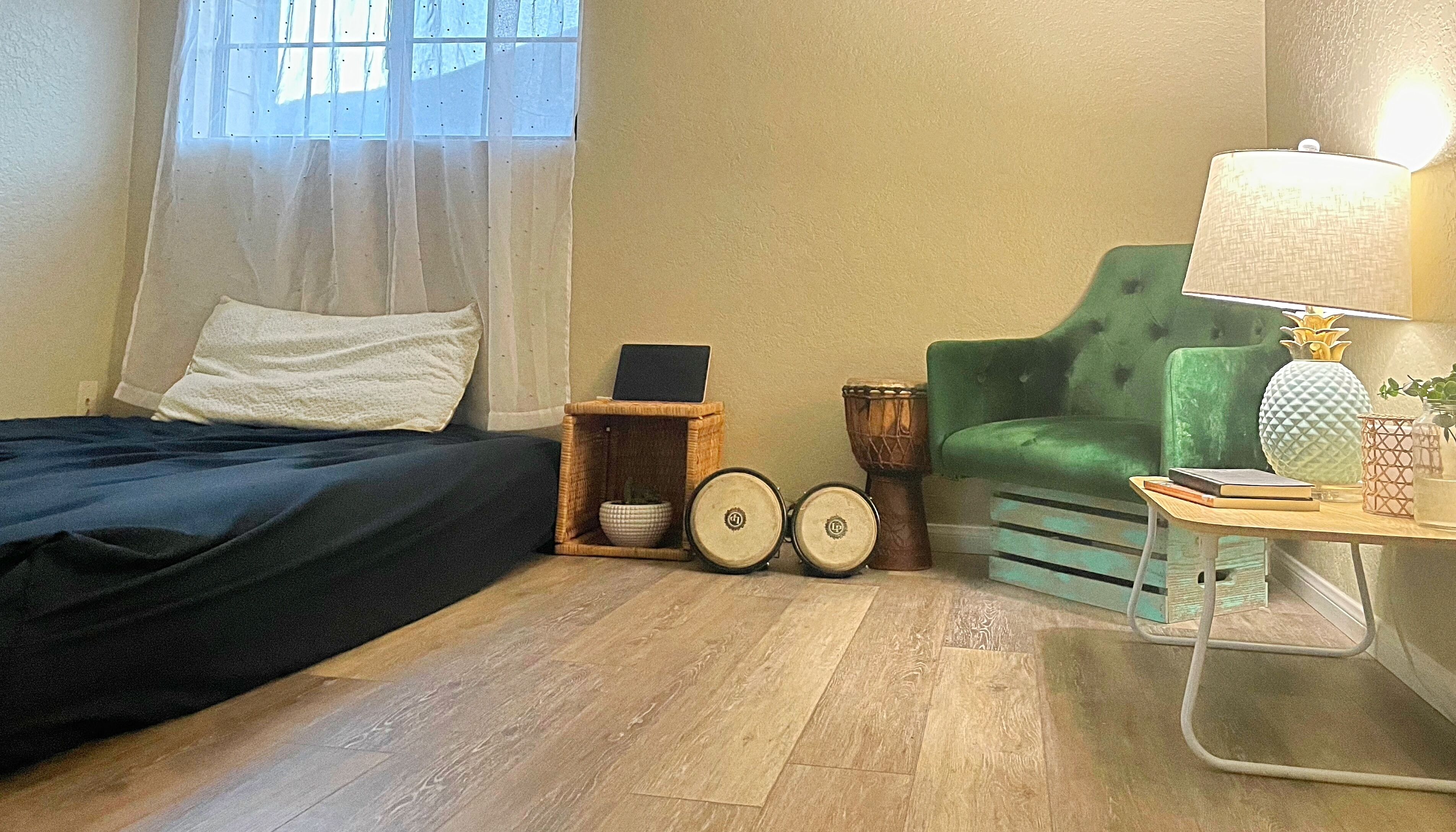 Serene home by lake; private bed & bath