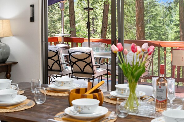 Outdoor dining