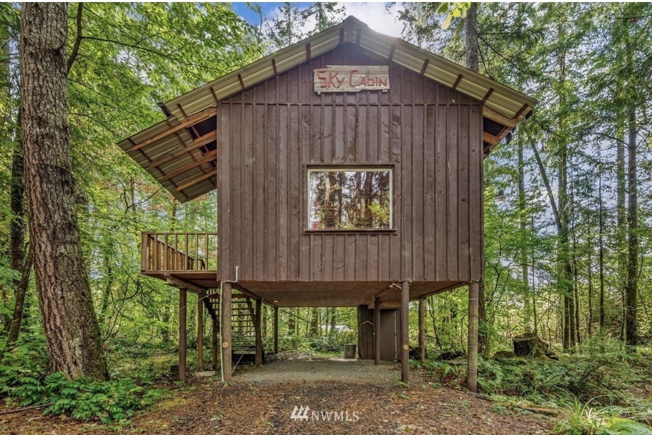 Serene Sky Cabin in Castle Rock. 1bed/1bath + a loft , private, pet friendly 