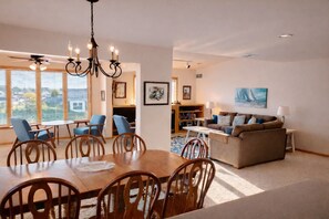 Smart TV, fireplace, DVD player, books