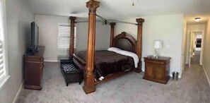 4 slaapkamers, een bureau, een strijkplank/strijkijzer, gratis wifi