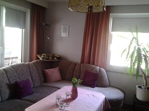 Televisión y reproductor de DVD 