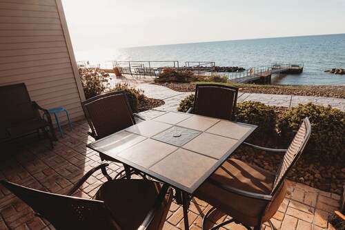 BEACH LEVEL CONDO L08 -2 BR/2 BA   Walk right out to the Private Beach!