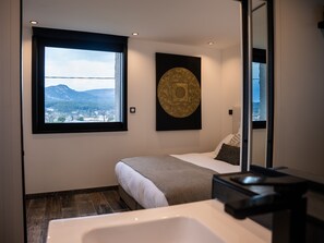 1 bedroom, in-room safe, iron/ironing board, travel crib