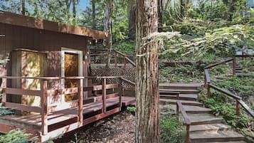 Individuell dekoriert, Bügeleisen/Bügelbrett, kostenloses WLAN