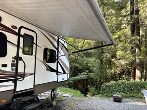 Trang trí khác biệt, bàn ủi/dụng cụ ủi quần áo 