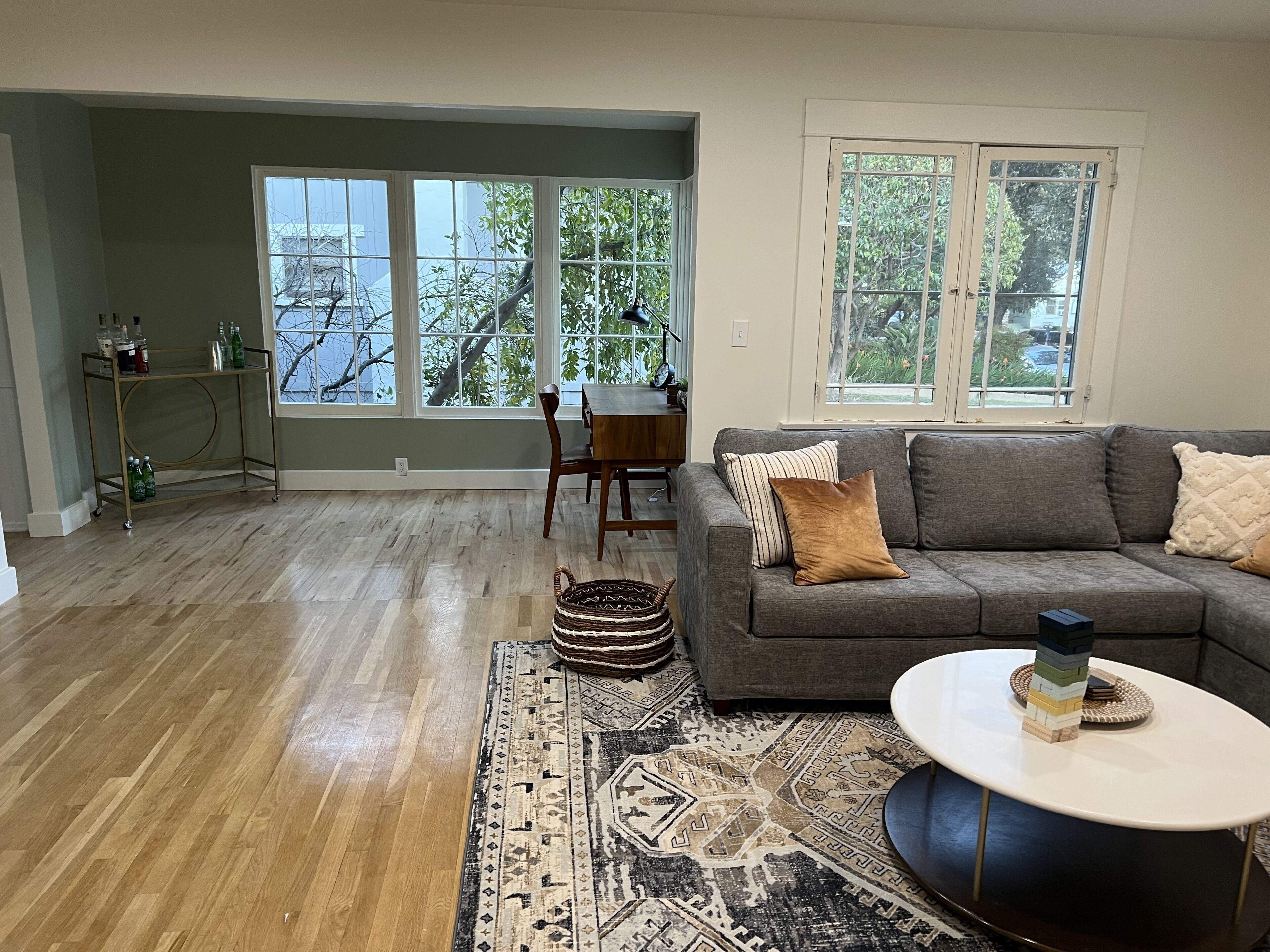 Charming Bungalow in Pasadena 1 Bedroom 1 Bathroom with full kitchen