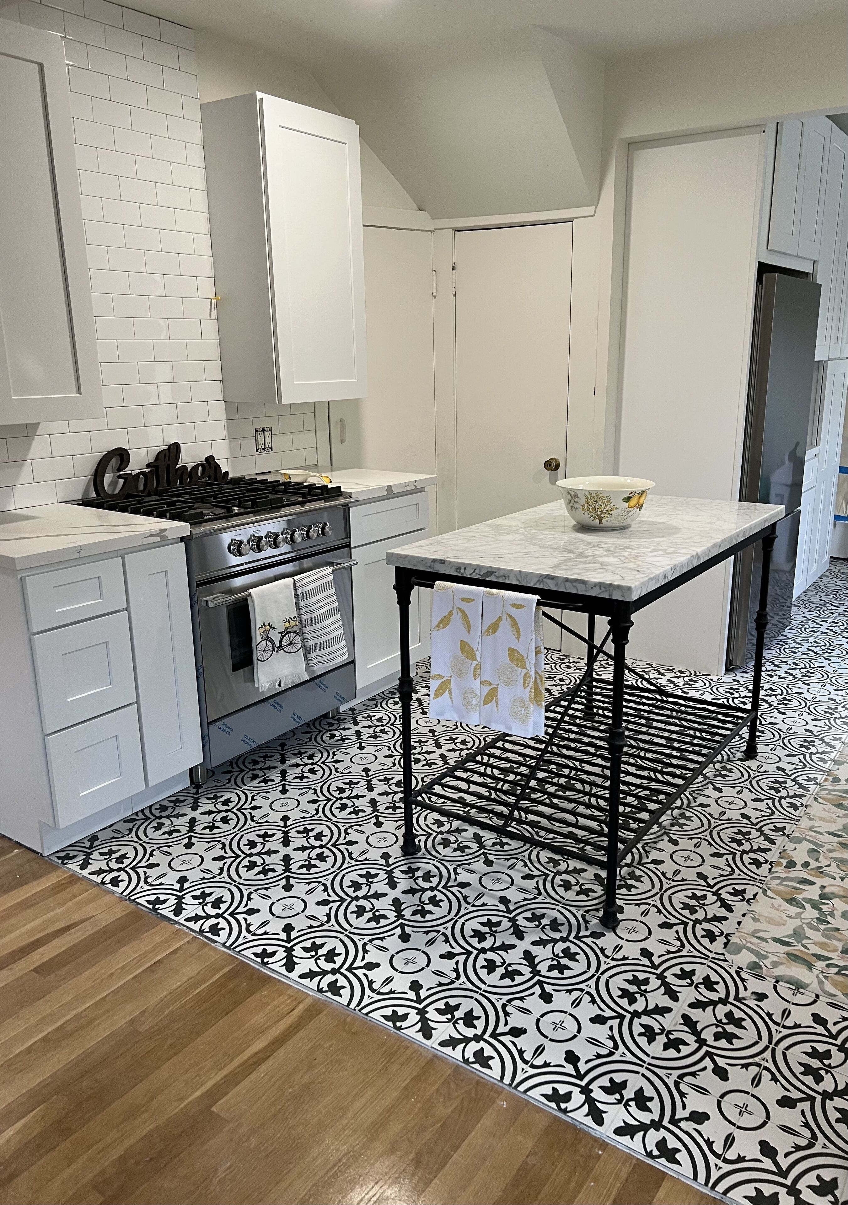 Charming Bungalow in Pasadena 1 Bedroom 1 Bathroom with full kitchen