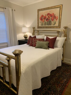 2 多间卧室、办公桌、旅行婴儿床、免费 WiFi