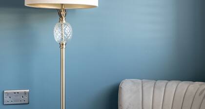 Apple House Wembley -Double Room with Ensuite