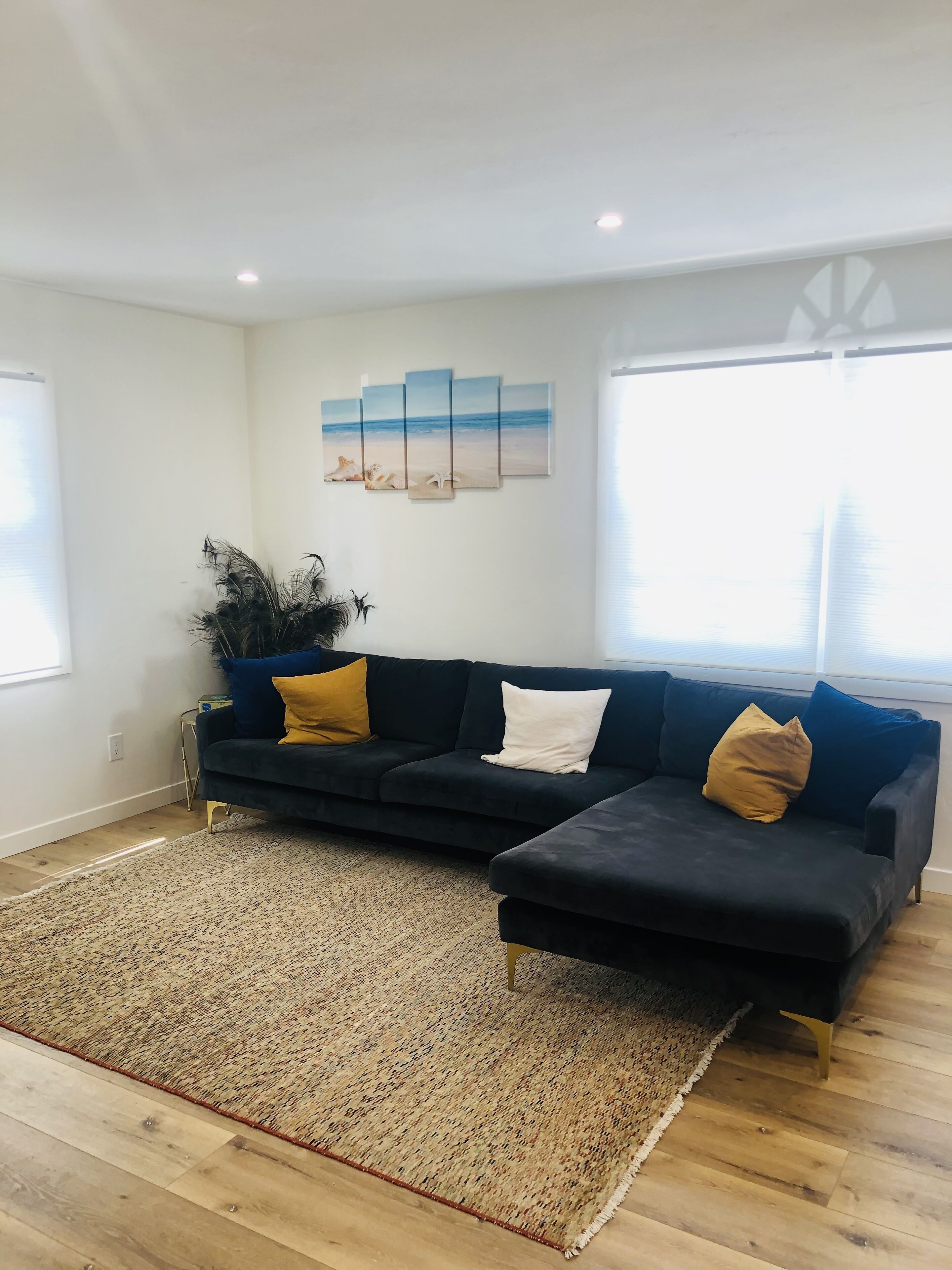 Newly remodeled 2 bedroom bungalow