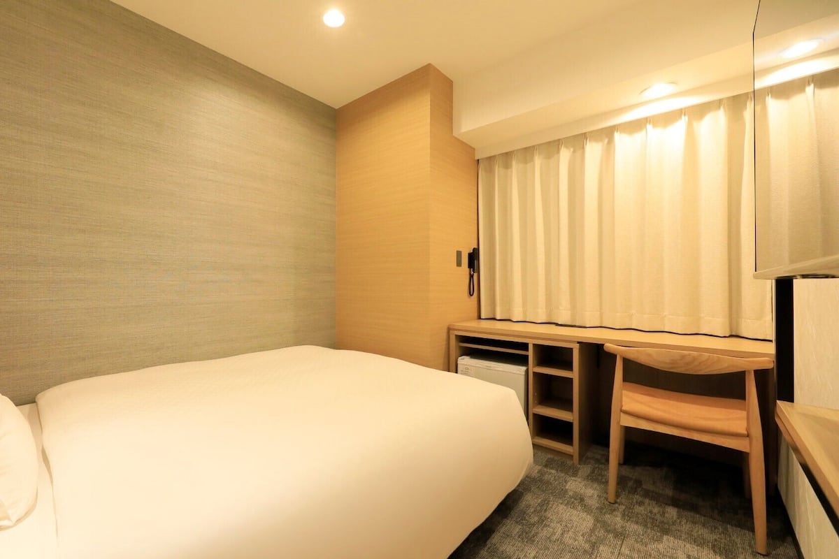 Couette en duvet d'oie, bureau, rideaux occultants, Wi-Fi gratuit
