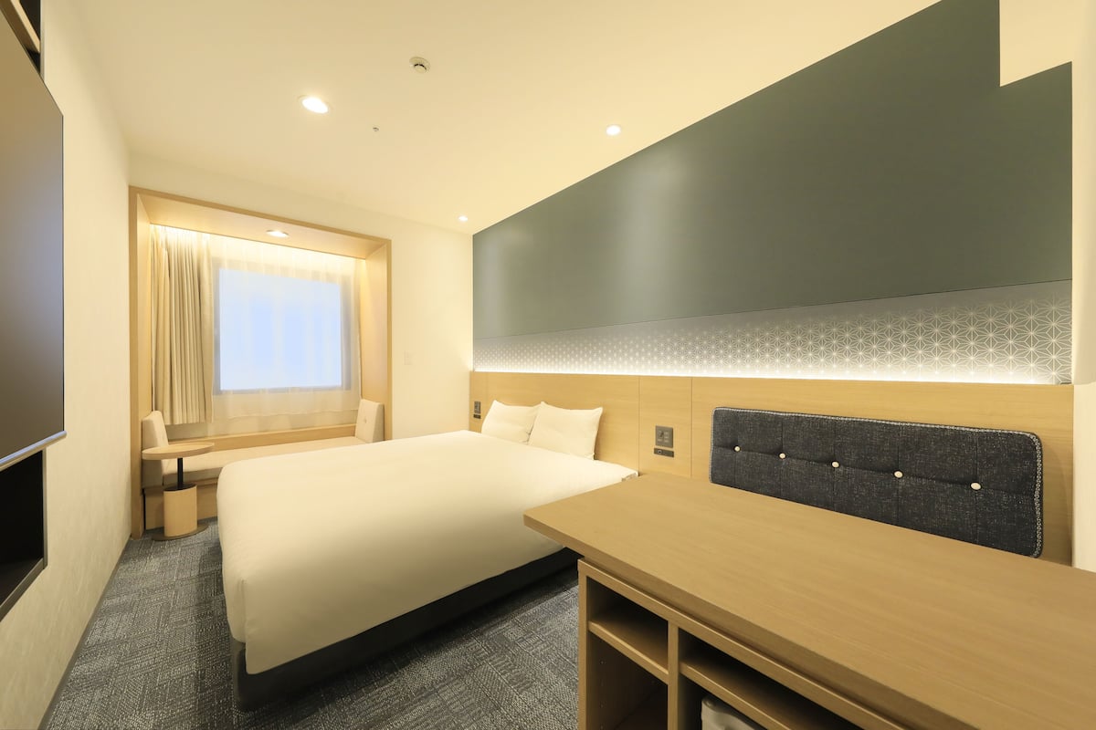 Deluxe Double Room | Desk, blackout drapes, free WiFi, bed sheets