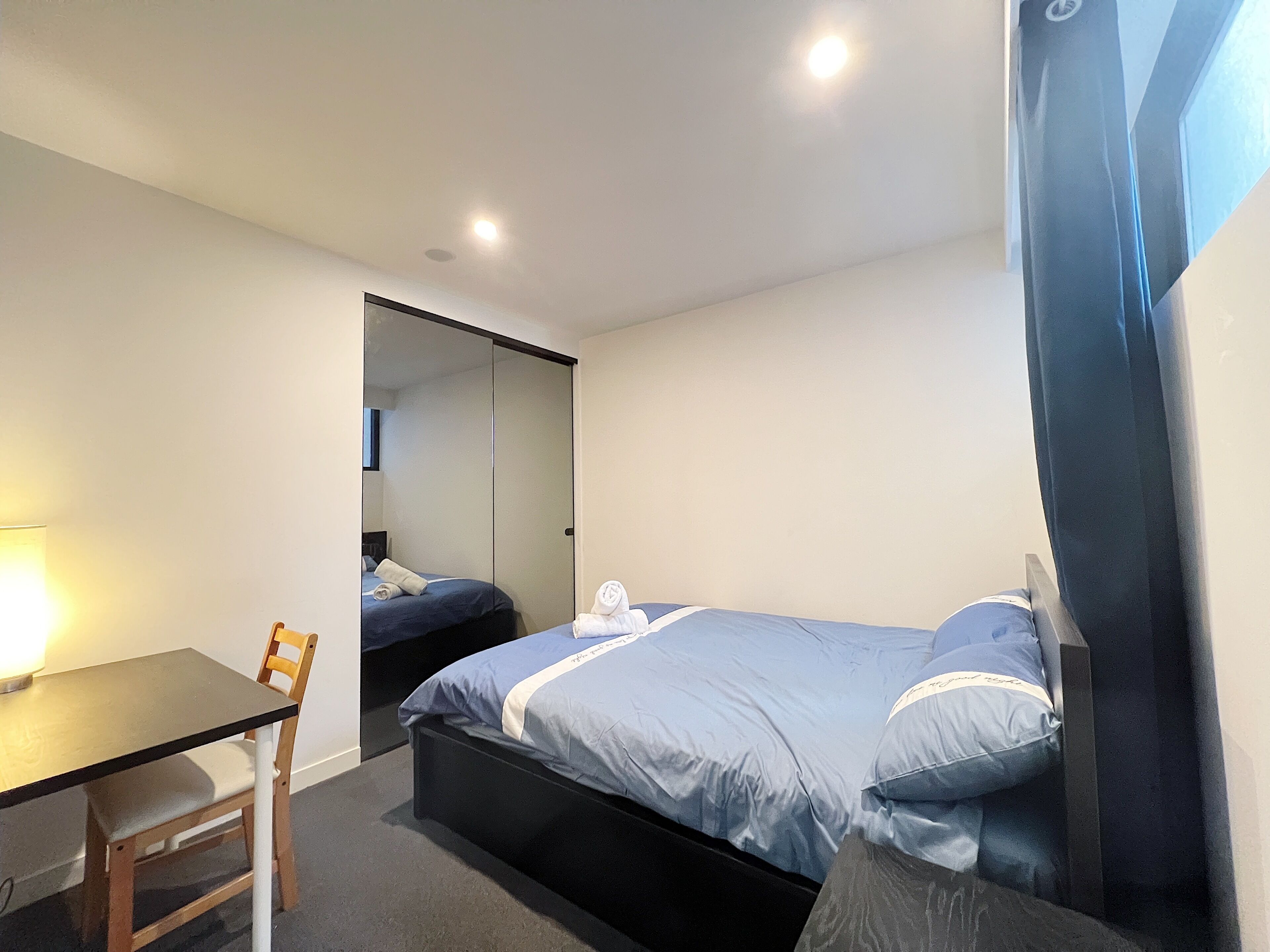 Dream HomeStay Melbourne @ Bourke St