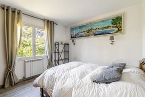 3 camere, ferro/asse da stiro, culla da viaggio, Wi-Fi gratuito