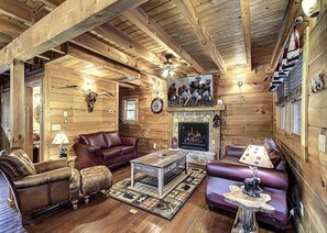 Casa, varias camas (Hillside Dreams #265) | Sala de estar