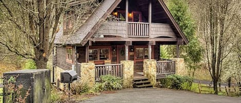 House, Multiple Beds (Hillside Dreams #265) | Exterior