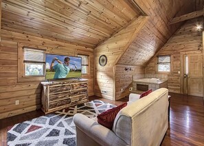 Casa, varias camas (Hillside Dreams #265) | 2 habitaciones y wifi gratis 