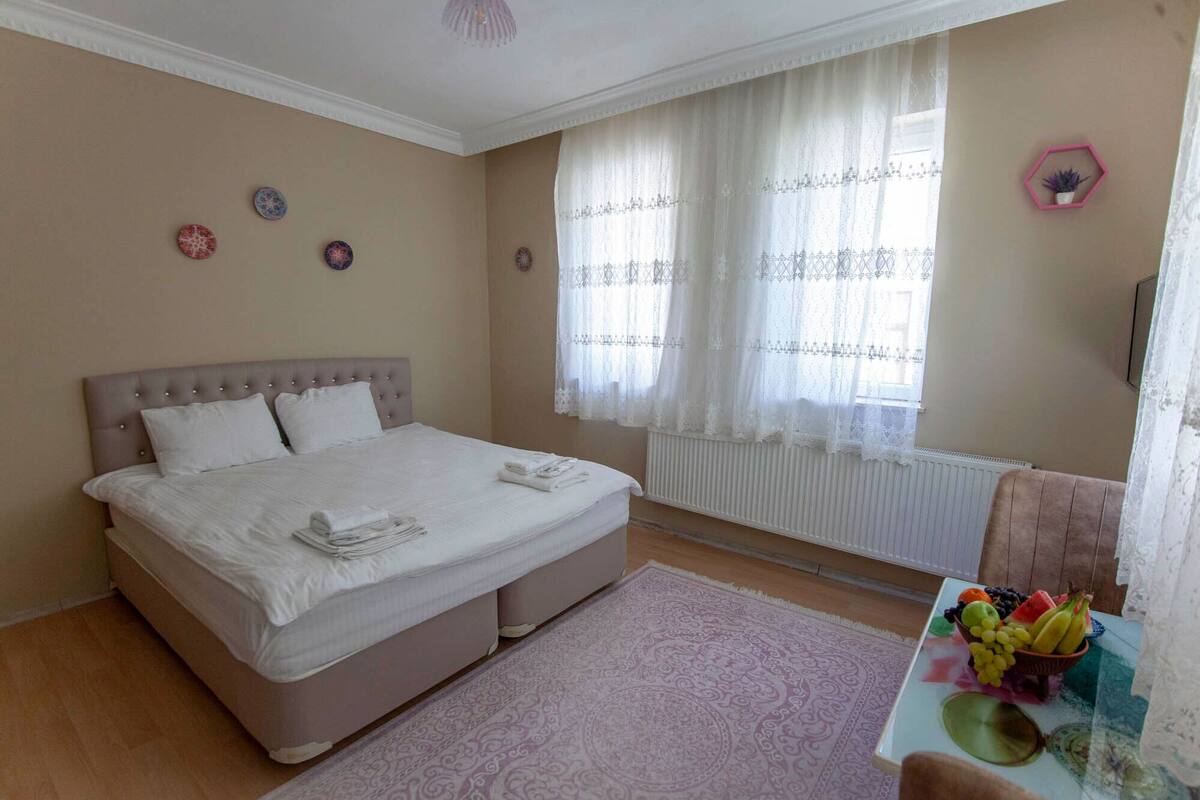 Desk, iron/ironing board, free WiFi