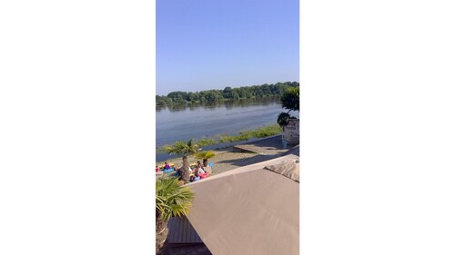 Apartment terrace Loire view