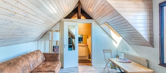 Lovely studio overlooking the Loire