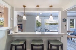 Interior - Stunning Waterfront, Acadia National Park as your Backyard. (Mount Desert)