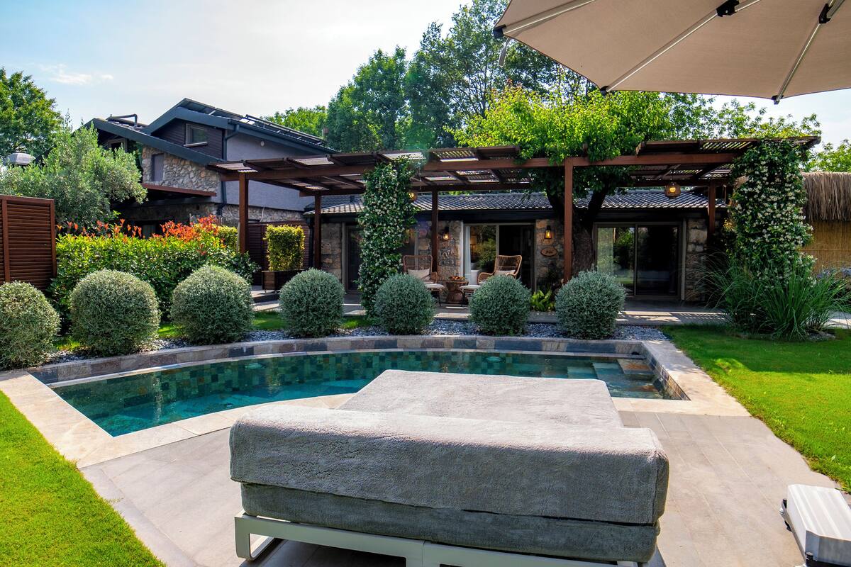 Villa Bliss | Bộ đồ giường cao cấp, két bảo mật tại phòng, bàn, màn/rèm cản sáng 
