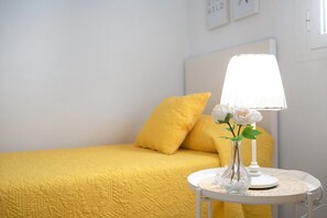 3 chambres, fer et planche à repasser, Wi-Fi gratuit, draps fournis