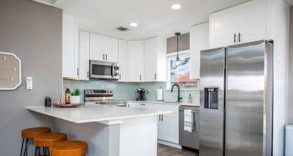 Sunrise Haus | Hot Tub | Pet-friendly