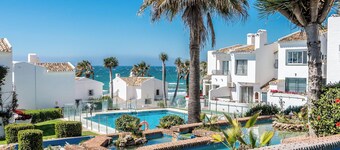 Holiday Home Rocas del Mar with Sea View, Pool, Garden & Wi-Fi