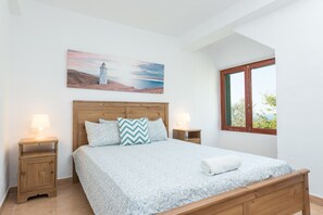 3 chambres, Wi-Fi gratuit, draps fournis